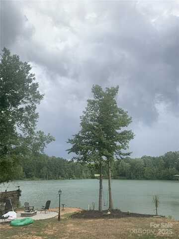 1799 Quail Hollow Road, Sharon, SC 29742