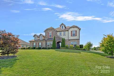 509 Alucio Court, Matthews, NC 28104