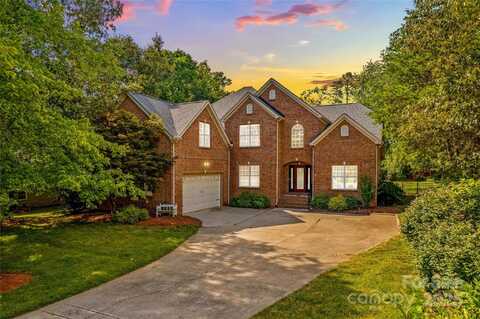 4858 Sagittarius Circle, Denver, NC 28037