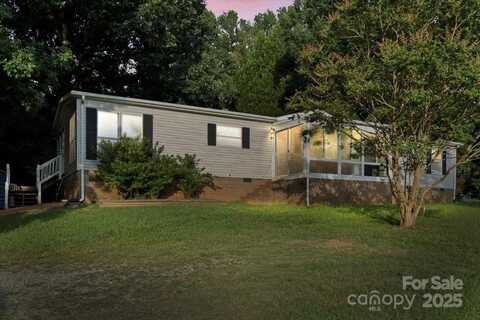 1050 Gold Mine Drive, Catawba, NC 28609