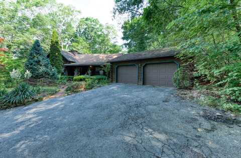 59 Ulasik Road, Canterbury, CT 06331