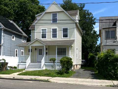 104 Maple Avenue, Stamford, CT 06902