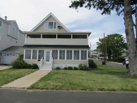 48 Beach Avenue, Milford, CT 06460