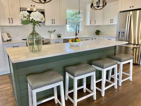 475 Oceanview Terrace, Stratford, CT 06614