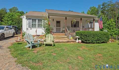 1799 W Chapel Drive, Louisa, VA 23024