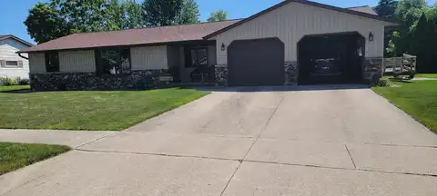 420 S GOOD HOPE ROAD, DE PERE, WI 54115