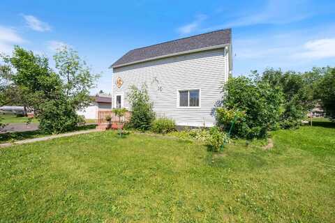 912 Catlin Ave, Superior, WI 54880