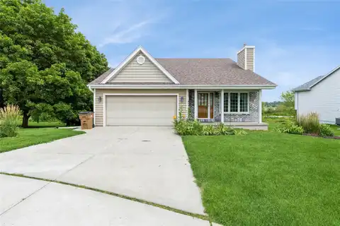 1260 S 4th Street, Carlisle, IA 50047