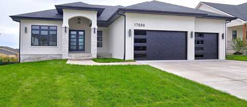 17686 Hammontree Drive, Clive, IA 50325