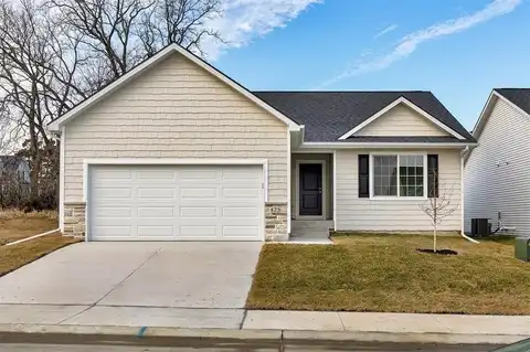 1000 Commons Court, Carlisle, IA 50047