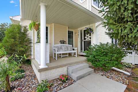4425 Mills Civic Parkway unit: 1701, West Des Moines, IA 50265