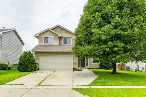 5428 NW 90th Street, Johnston, IA 50131