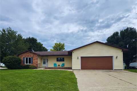 105 Benton Street, Fontanelle, IA 50846