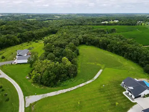 English Creek Road, Knoxville, IA 50138