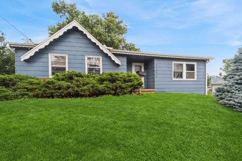 3306 78th Street, Urbandale, IA 50322