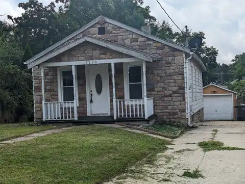 1208 Pleasant View Drive, Des Moines, IA 50315