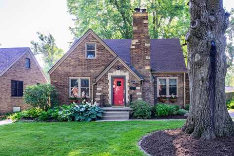 2801 46th Street, Des Moines, IA 50310