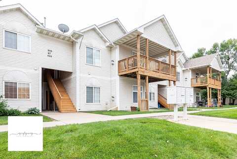 950 67th Street unit: 412, West Des Moines, IA 50266