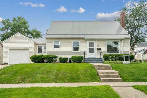 717 3rd Ave SE, Dyersville, IA 52040