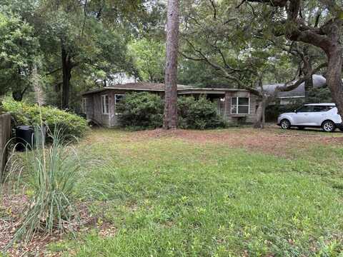 917 Pocahontas Drive, Fort Walton Beach, FL 32547