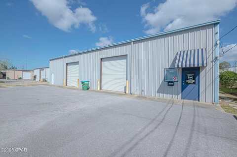7622 Mc Elvey Road, Panama City, FL 32408