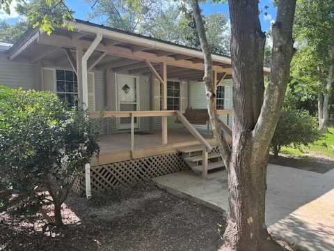 607 E Nebraska Avenue, Bonifay, FL 32425