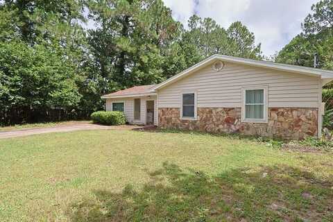 392 E Pine Street, Mary Esther, FL 32569