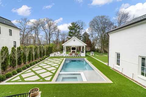 607 Belle Meade Blvd, Nashville, TN 37205