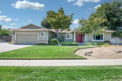 2075 Vartikian Avenue W, Fresno, CA 93711
