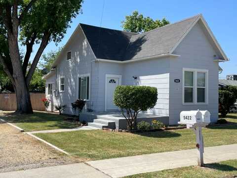 5420 Tulare Avenue E, Fresno, CA 93727