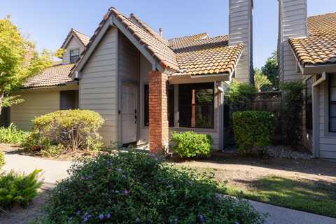 7023 Teilman Avenue N, Fresno, CA 93711