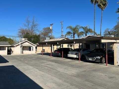 738 Boyd Avenue S, Fresno, CA 93702