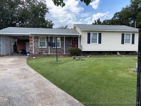 5318 Flagstone Court, Fayetteville, NC 28303