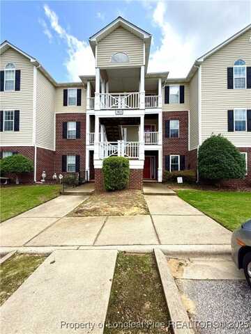 361 Bubble Creek Court unit: 6, Fayetteville, NC 28311