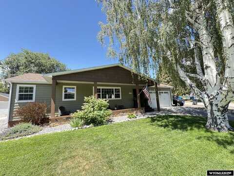318 N 2nd St West, Riverton, WY 82501