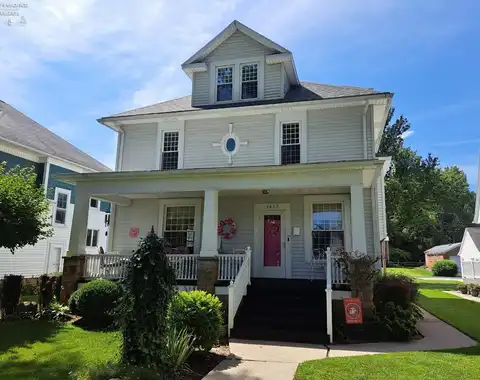 1613 McPherson Boulevard, Fremont, OH 43420