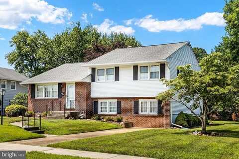 3586 SWIFTWATER LANE, BROOKHAVEN, PA 19015