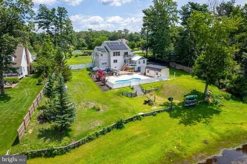 17 LAKE CENTERTON DRIVE, PITTSGROVE, NJ 08318