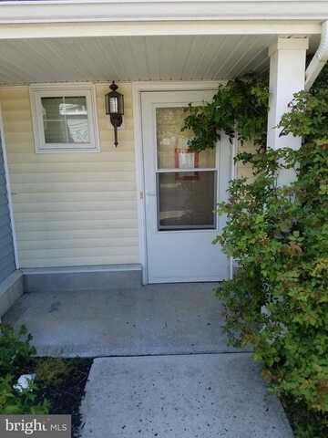 3 CEDAR CROSSING, RED BANK, NJ 07701