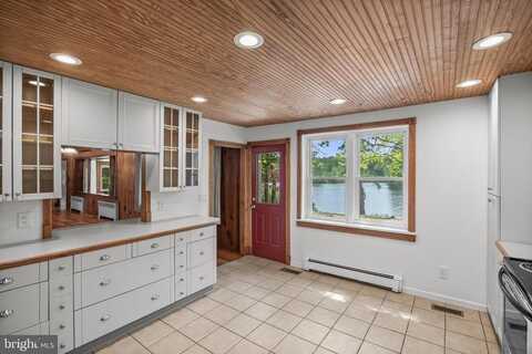 32 SUNSET TRAIL, MEDFORD, NJ 08055