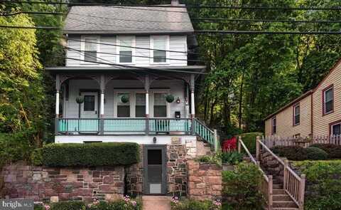 132 S MAIN STREET, LAMBERTVILLE, NJ 08530