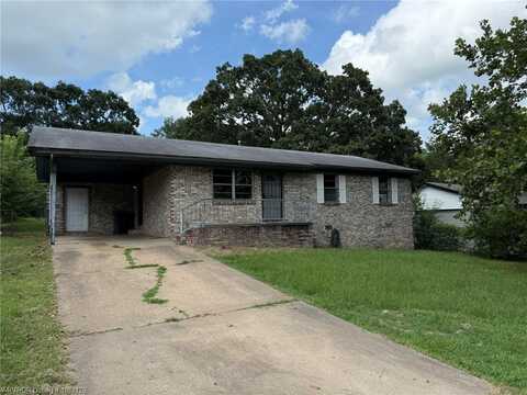 2006 Gordon DR, Ozark, AR 72949
