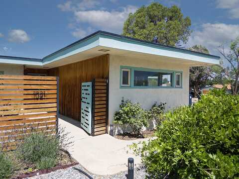 1021 QUINCY Street NE, Albuquerque, NM 87110