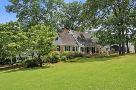 5622 Williamsburg Drive, Norcross, GA 30093