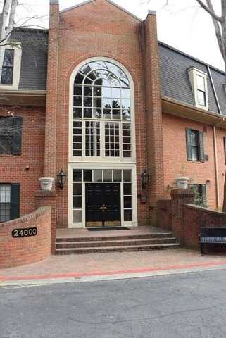 24317 Plantation Drive NE, Atlanta, GA 30324