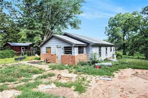 1499 E Tugalo Street, Toccoa, GA 30577