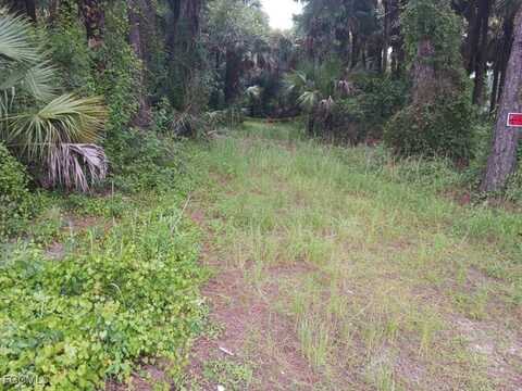 1975 Everglades Boulevard S, Naples, FL 34117