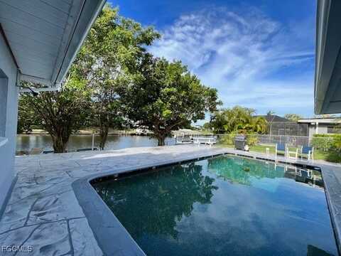1518 SE 32nd Street, Cape Coral, FL 33904