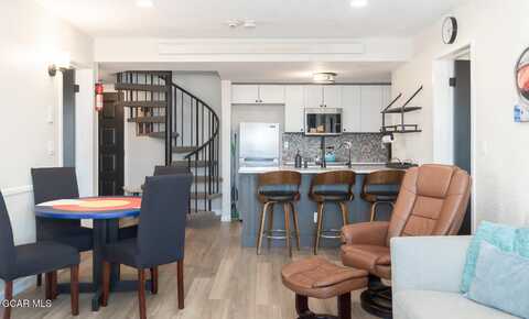 267 GCR 8910 unit: 4303, Granby, CO 80446