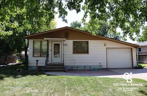 2321 N B Street, Garden City, KS 67846